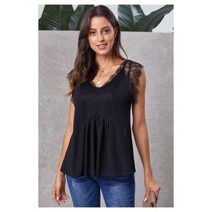 🆕 lacy black 2-piece top